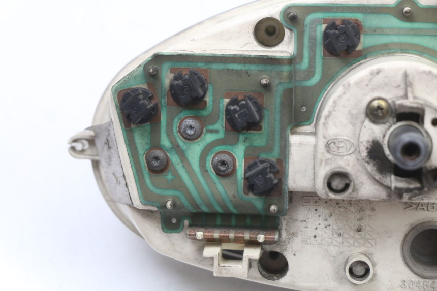 photo de COMPTEUR  RENAULT KOURANOS 125 (2001 - 2004) - État de surface