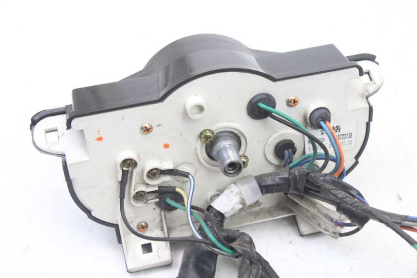 photo de COMPTEUR KYMCO AGILITY 4T 50 (2018 - 2022) - Points de fixation