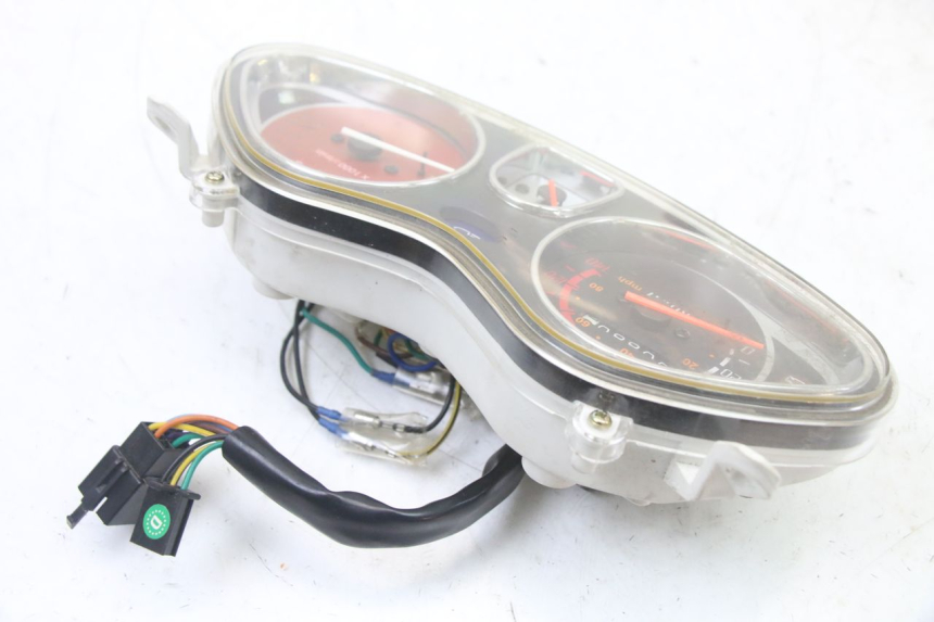 photo de COMPTEUR  LONGJIA SHARPY 125 (2020 - 2024) - Gros plan technique