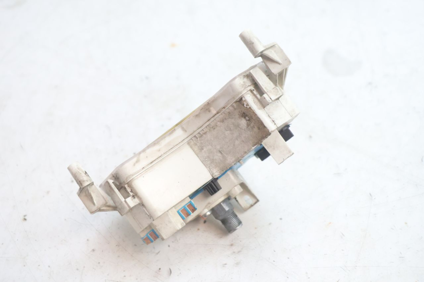 photo de COMPTEUR  PEUGEOT LUDIX PRO 2T 50 (2010 - 2017) - Gros plan technique