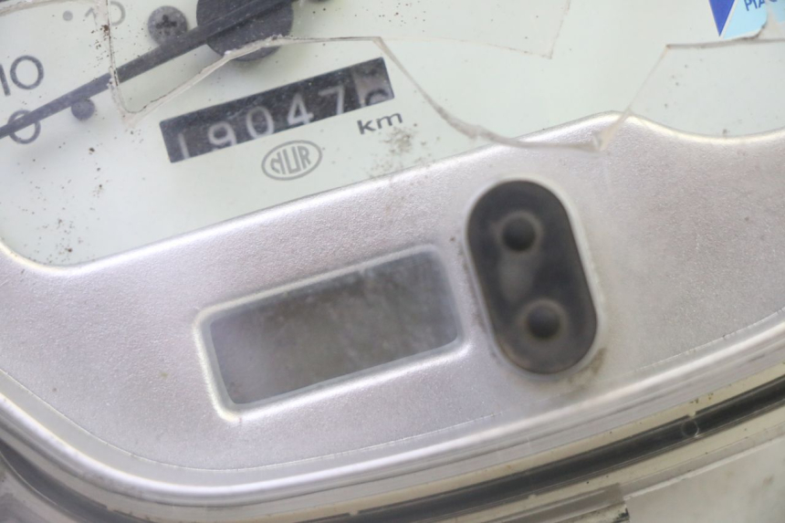 photo de COMPTEUR  PIAGGIO LXV 4T 50 (2009 - 2013) - Gros plan technique