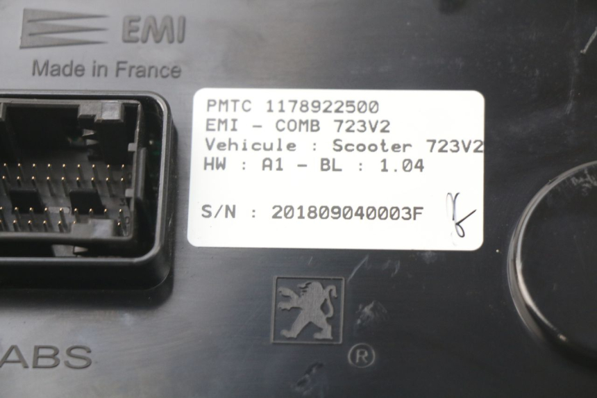 photo de COMPTEUR  PEUGEOT METROPOLIS 400 (2017 - 2020) - Marquages et références