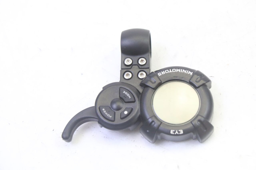 photo de COMPTEUR DUALTRON MINI SPECIAL 1 - Gros plan technique