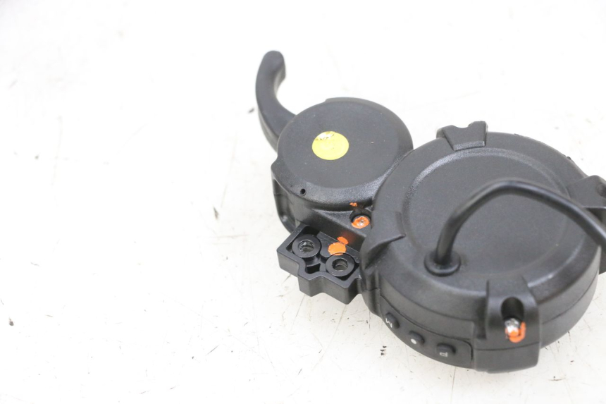 photo de COMPTEUR DUALTRON MINI SPECIAL 1 - Marquages et références