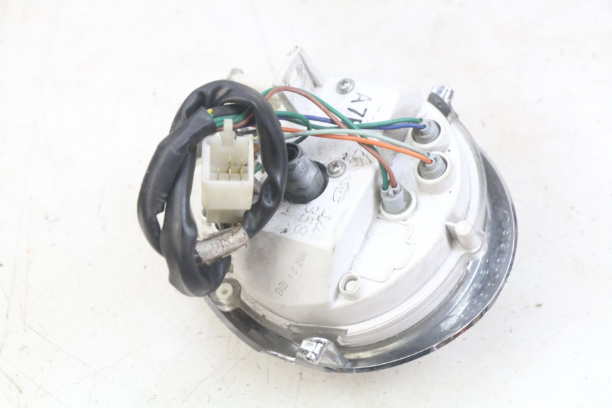 photo de COMPTEUR SYM MIO 50 (2011 - 2017) - Gros plan technique