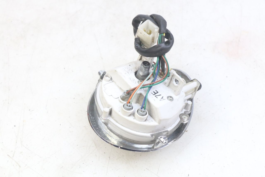 photo de COMPTEUR SYM MIO 50 (2011 - 2017) - État de surface