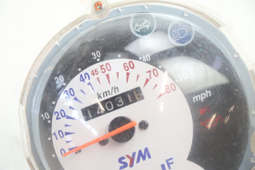 photo de COMPTEUR  SYM MIO 50 (2005 - 2010) - Zoom état d’usage