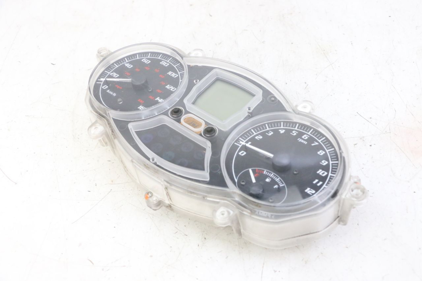 photo de COMPTEUR  PIAGGIO MP3 LT 300 (2010 - 2016) - Autre angle de vue