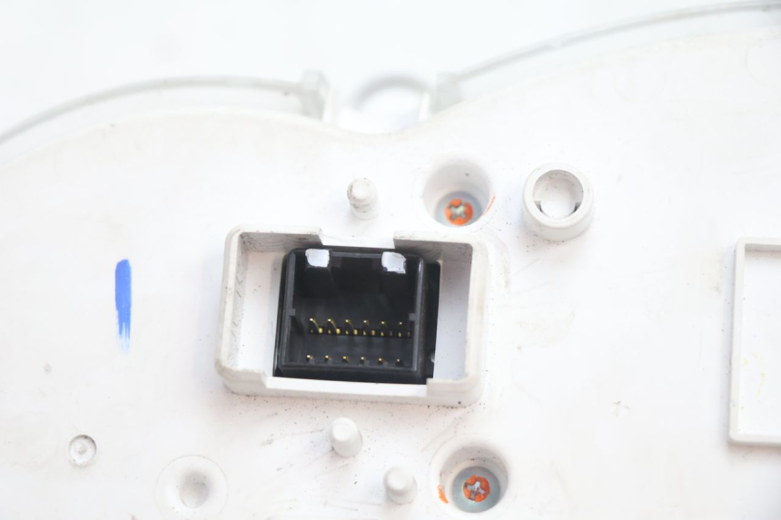 photo de COMPTEUR  PIAGGIO MP3 LT 300 (2010 - 2016) - État de surface