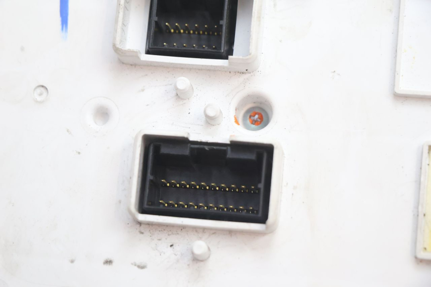 photo de COMPTEUR  PIAGGIO MP3 LT 300 (2010 - 2016) - Pièce contrôlée