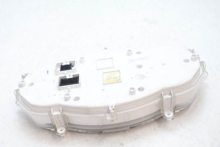 photo de COMPTEUR  PIAGGIO MP3 LT 300 (2010 - 2016) - Marquages et références
