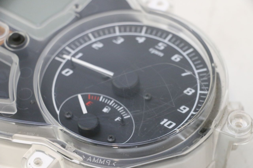 photo de COMPTEUR PIAGGIO MP3 LT 400 (2007 - 2012) - Vue produit