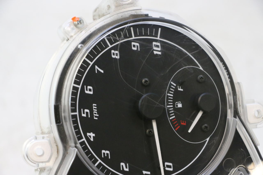 photo de COMPTEUR PIAGGIO MP3 LT 400 (2007 - 2012) - Marquages et références