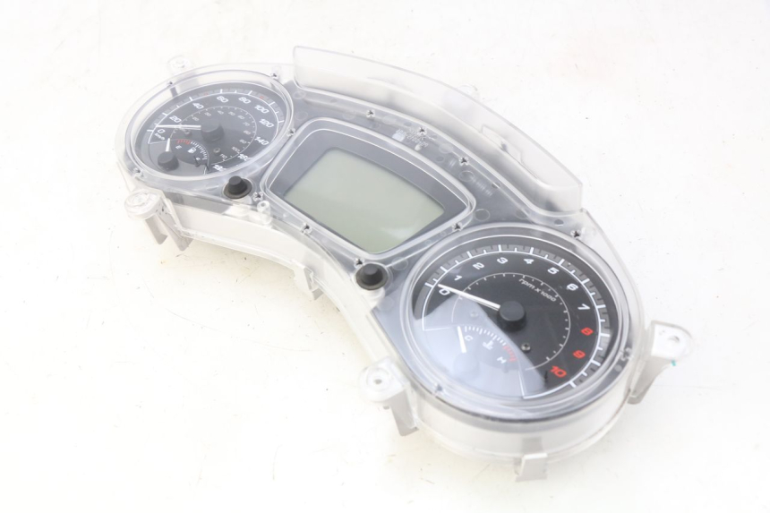 photo de COMPTEUR  PIAGGIO MP3 500 (2014 - 2017) - Marquages et références