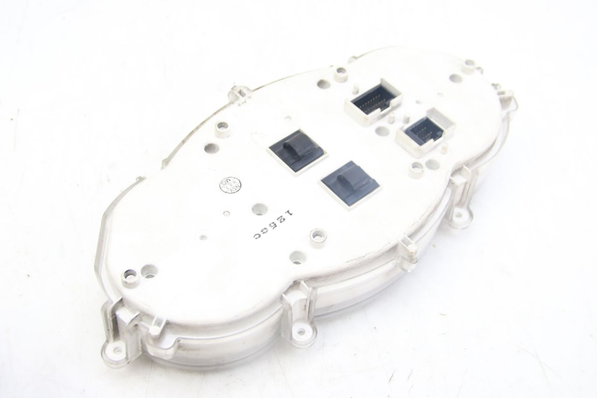 photo de COMPTEUR PIAGGIO MP3 125 (2006 - 2014) - Autre angle de vue