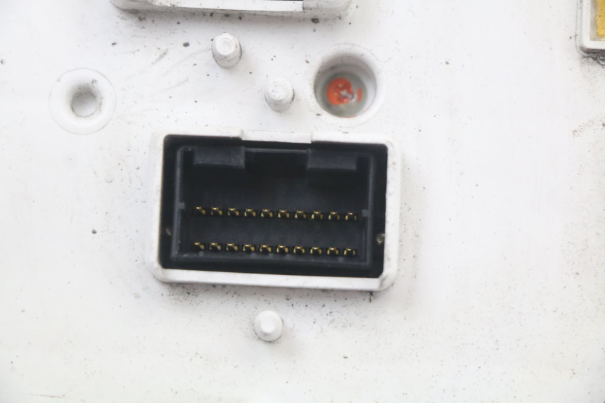 photo de COMPTEUR PIAGGIO MP3 125 (2006 - 2014) - Vue produit