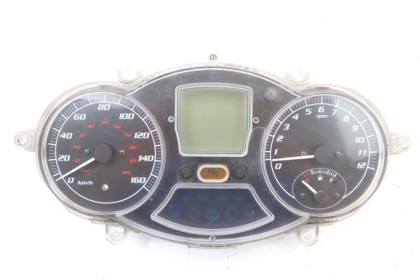 photo de COMPTEUR PIAGGIO MP3 125 (2006 - 2014) - Vue principale