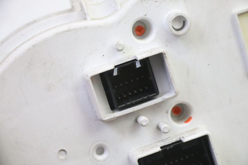 photo de COMPTEUR  PIAGGIO MP3 RL 250 (2006 - 2010) - Vue produit