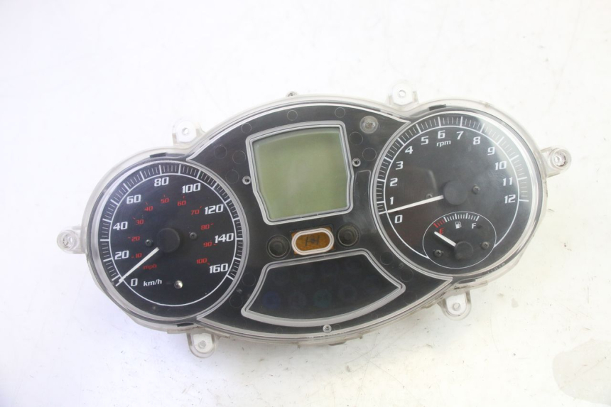 photo de COMPTEUR PIAGGIO MP3 125 (2006 - 2014) - Vue principale