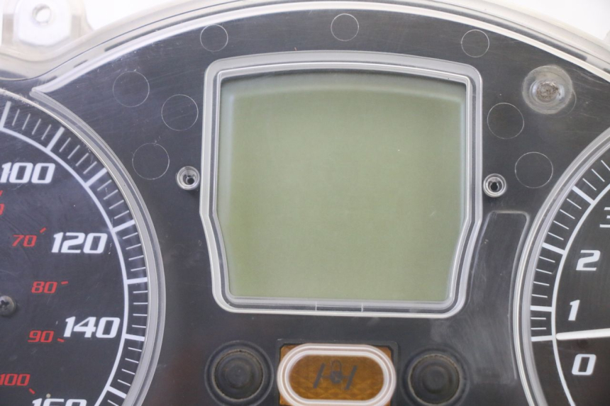 photo de COMPTEUR PIAGGIO MP3 125 (2006 - 2014) - Zoom état d’usage