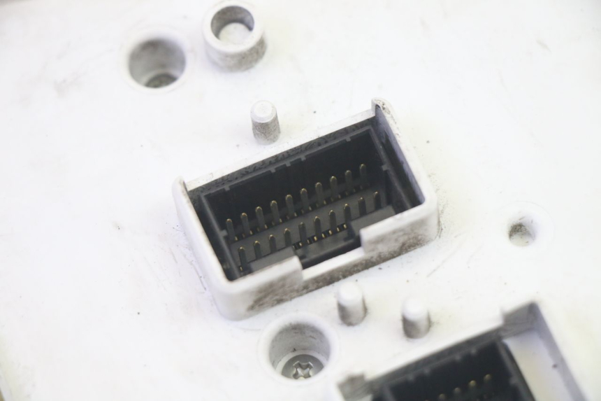 photo de COMPTEUR  PIAGGIO MP3 RL 250 (2006 - 2010) - Vue produit