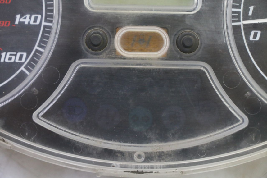 photo de COMPTEUR  PIAGGIO MP3 RL 250 (2006 - 2010) - Autre angle de vue