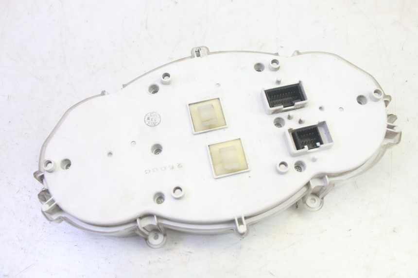 photo de COMPTEUR  PIAGGIO MP3 RL 250 (2006 - 2010) - Marquages et références