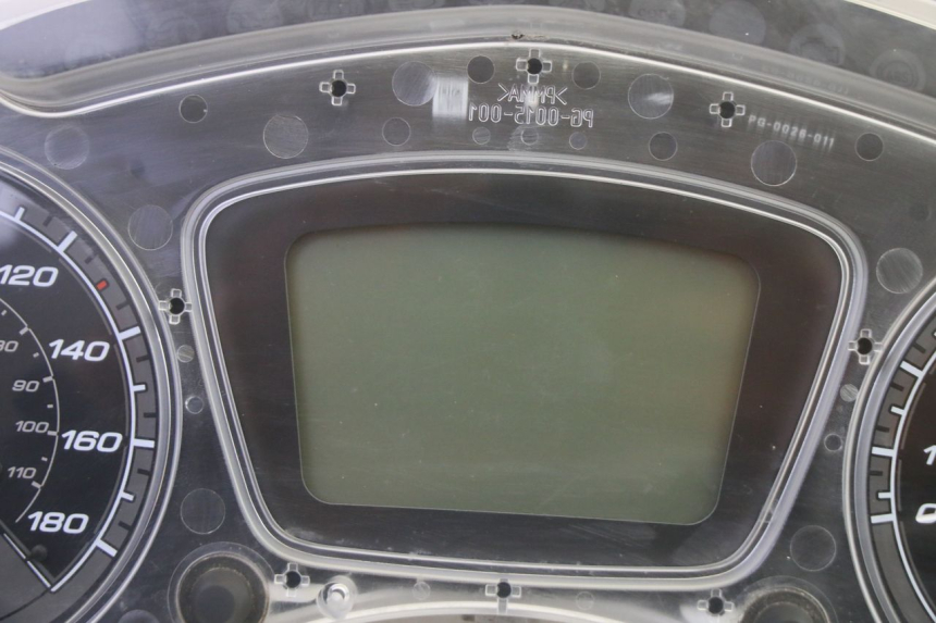 photo de COMPTEUR  PIAGGIO MP3 500 (2016 - 2018) - Zoom état d’usage