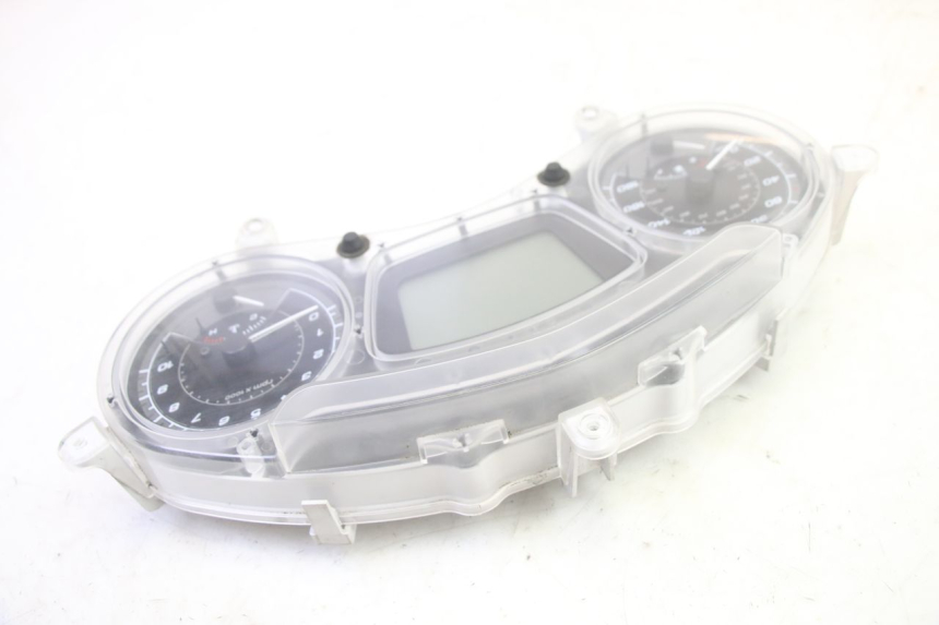 photo de COMPTEUR  PIAGGIO MP3 500 (2016 - 2018) - État de surface