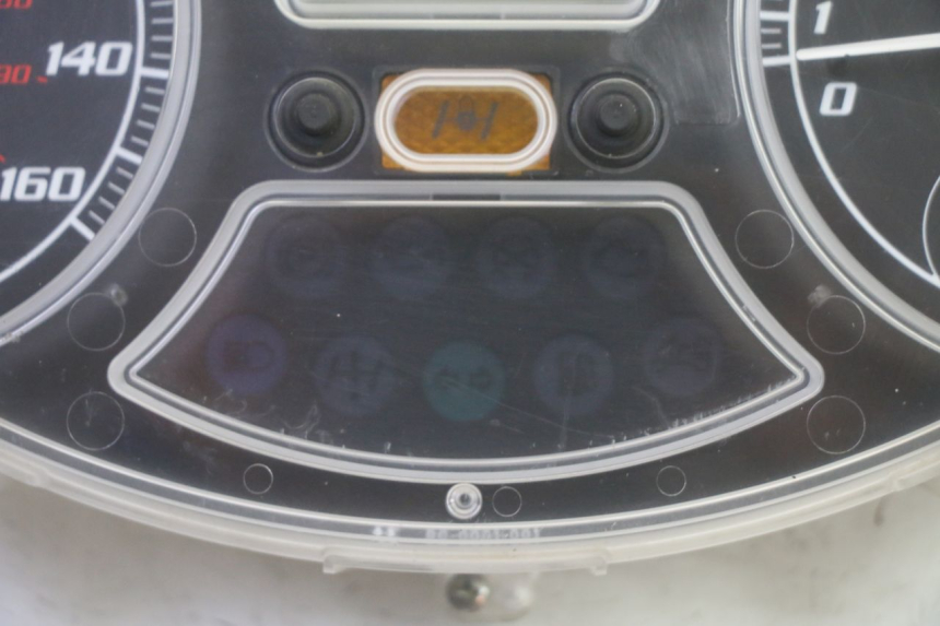photo de COMPTEUR  PIAGGIO MP3 RL 250 (2006 - 2010) - Vue d’ensemble