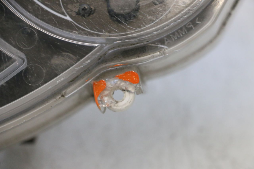 photo de COMPTEUR  PIAGGIO MP3 RL 250 (2006 - 2010) - Angle alternatif