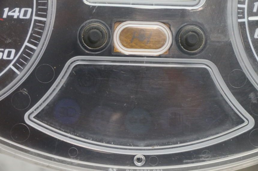 photo de COMPTEUR PIAGGIO MP3 125 (2006 - 2014) - Autre angle de vue