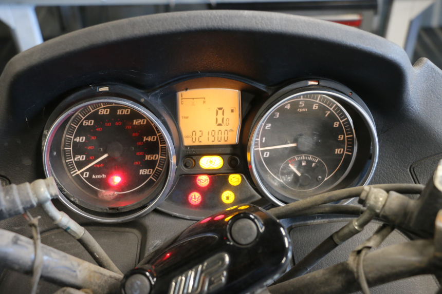 photo de COMPTEUR  PIAGGIO MP3 500 (2011 - 2015) - Zoom état d’usage