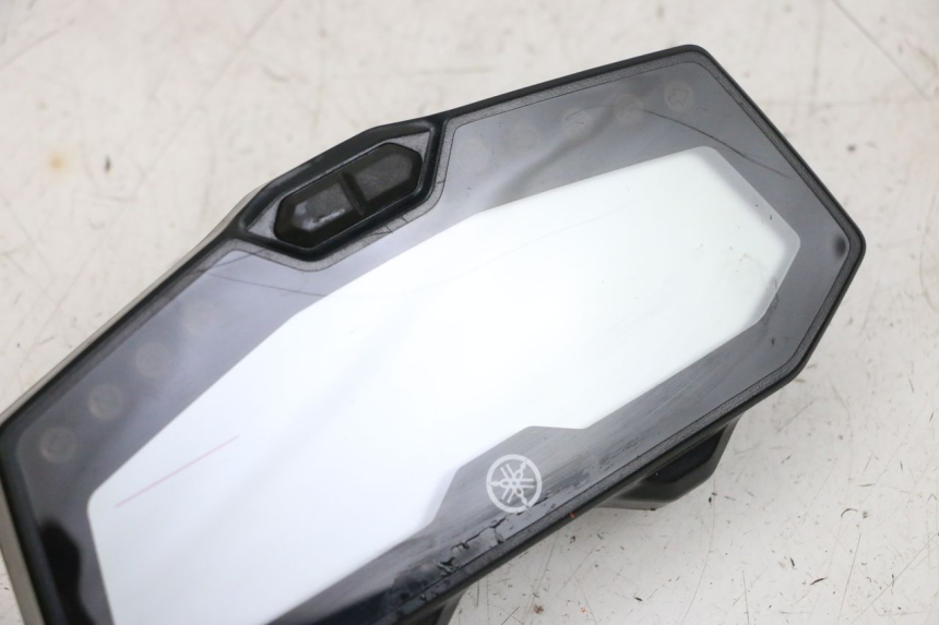 photo de COMPTEUR  YAMAHA MT-07 MT07 ABS 700 (2018 - 2020) - Autre angle de vue