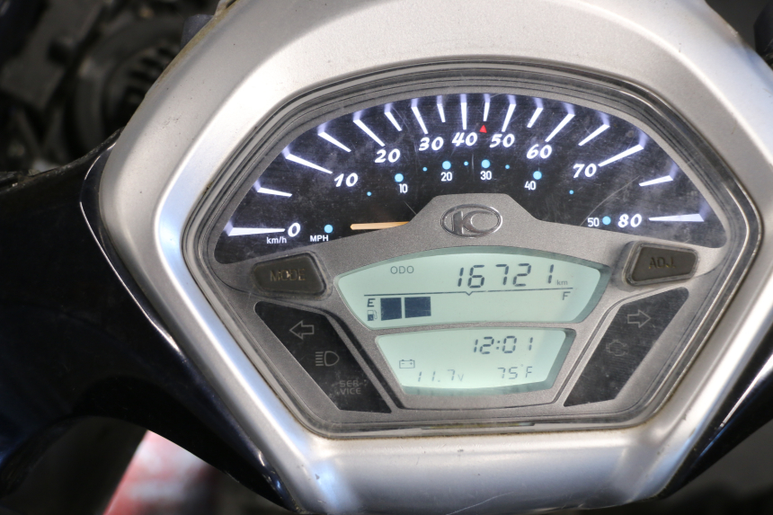 photo de COMPTEUR  KYMCO LIKE 4T 50 (2019 - 2025) - Zoom état d’usage
