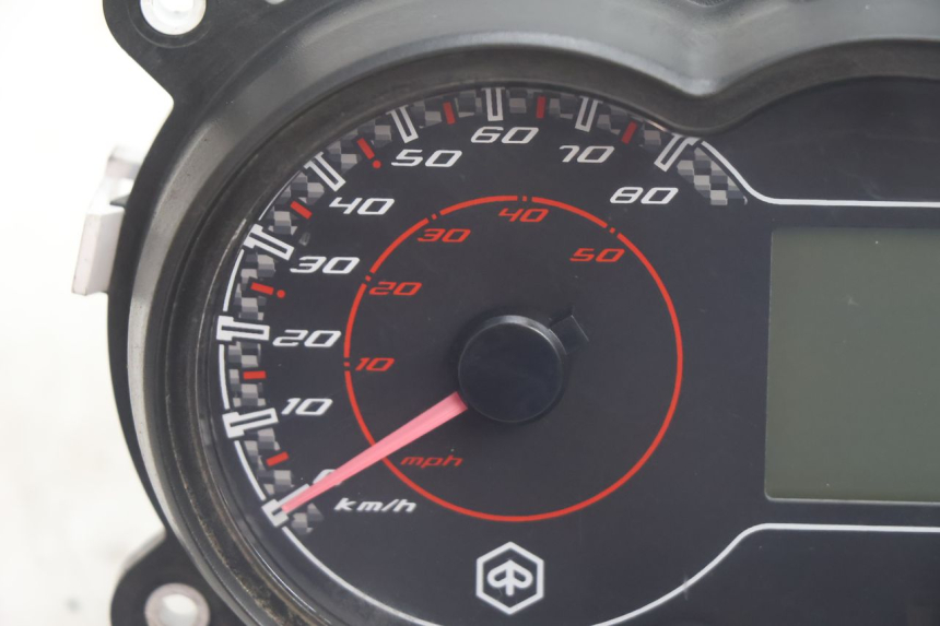 photo de COMPTEUR PIAGGIO NEW TYPHOON 50 (2018 - 2021) - Détail de la pièce