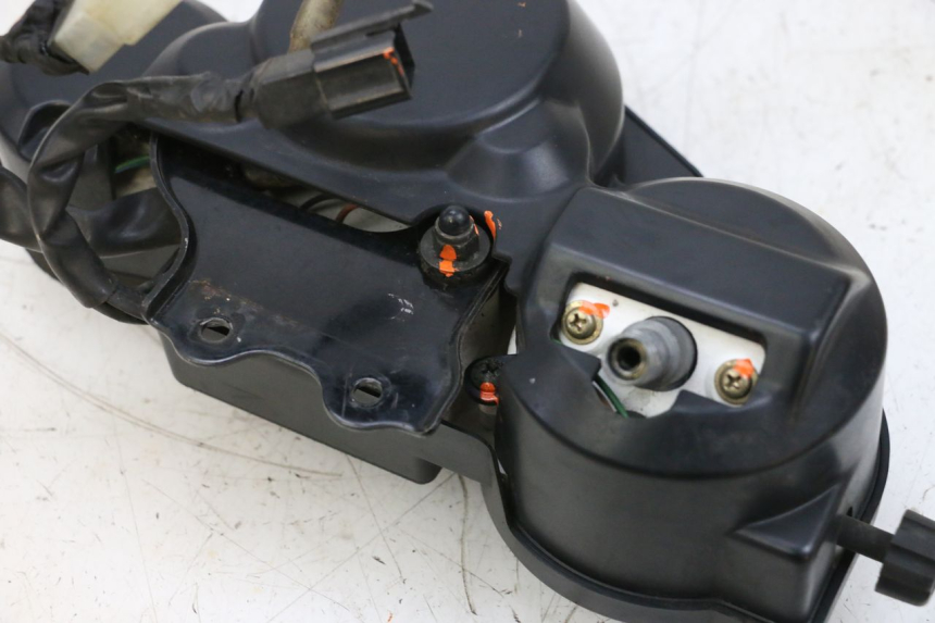 photo de COMPTEUR  HONDA NSR R 125 (1994 - 2003) - Vue d’ensemble