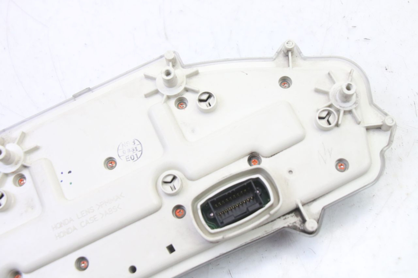 photo de COMPTEUR  HONDA NTV DEAUVILLE ABS 700 (2007 - 2016) - Zoom composants