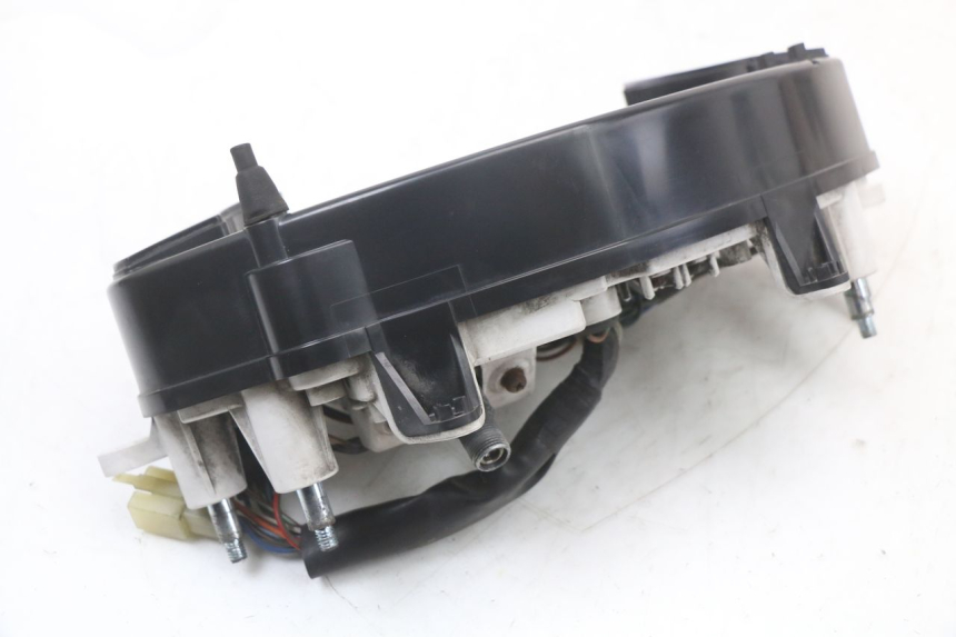 photo de COMPTEUR HONDA NTV DEAUVILLE 650 (1998 - 2001) - Points de fixation