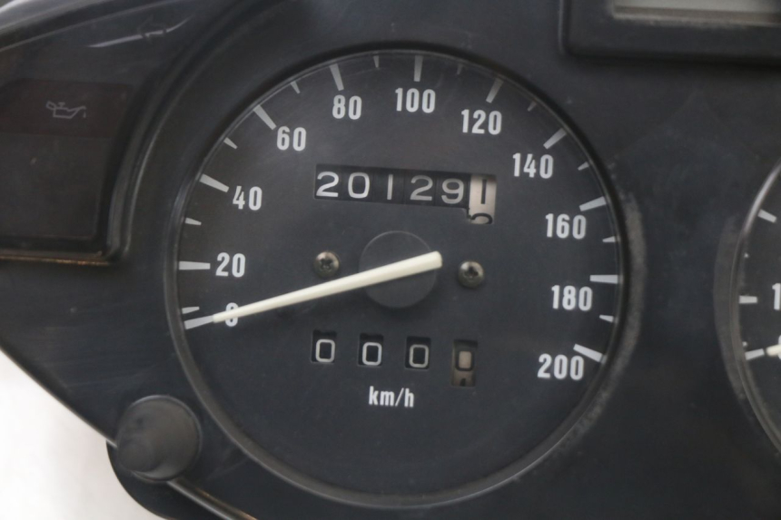 photo de COMPTEUR HONDA NTV DEAUVILLE 650 (1998 - 2001) - Zoom état d’usage