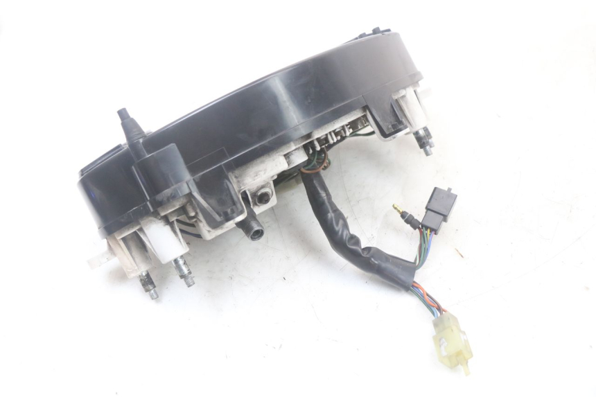 photo de COMPTEUR HONDA NTV DEAUVILLE 650 (1998 - 2001) - Points de fixation