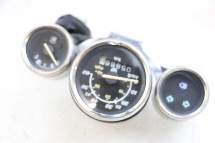 photo de COMPTEUR JM MOTORS OLDIES 4T 50 (2010 - 2020) - Autre angle de vue