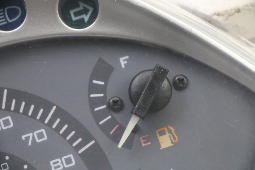 photo de COMPTEUR  JM MOTORS OLDIES GT 4T 50 (2018 - 2025) - Gros plan technique