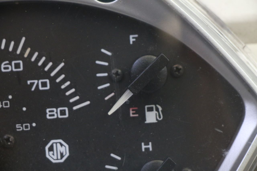 photo de COMPTEUR  JM MOTORS OLDIES GT 4T 50 (2018 - 2025) - Autre angle de vue