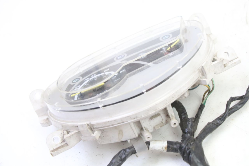 photo de COMPTEUR SYM ORBIT 2 4T 50 (2008 - 2017) - Gros plan technique