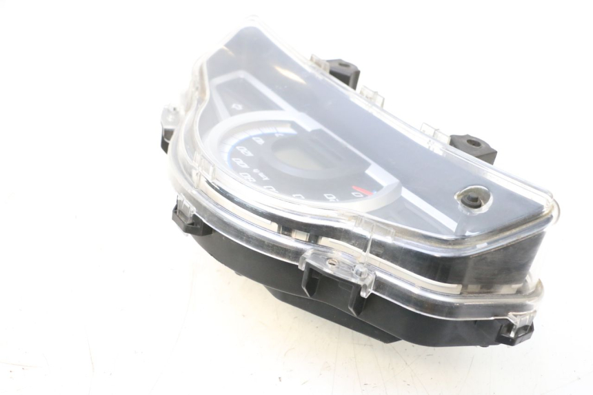 photo de COMPTEUR  HONDA PCX (JF57/JF64) 125 (2014 - 2018) - Zoom composants