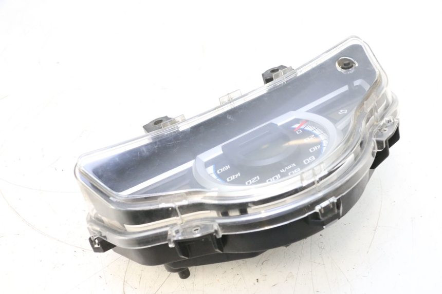 photo de COMPTEUR  HONDA PCX (JF57/JF64) 125 (2014 - 2018) - Vue rapprochée