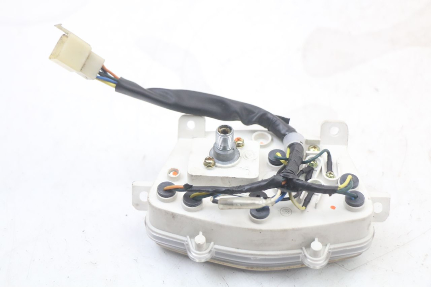 photo de COMPTEUR PEUGEOT KISBEE 2T 50 (2010 - 2017) - Vue d’ensemble