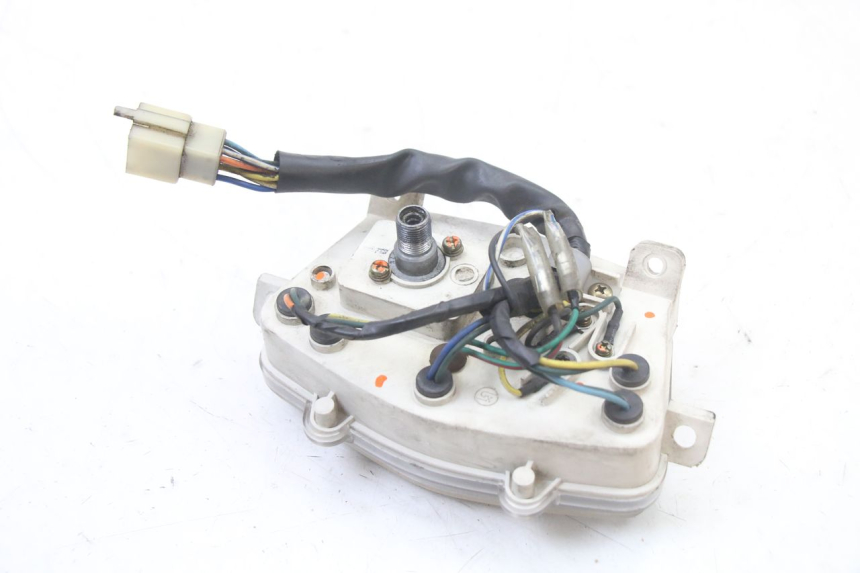 photo de COMPTEUR PEUGEOT KISBEE 2T 50 (2010 - 2017) - État de surface