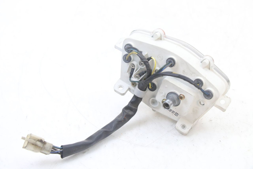 photo de COMPTEUR PEUGEOT KISBEE 4T 50 (2018 - 2022) - Points de fixation